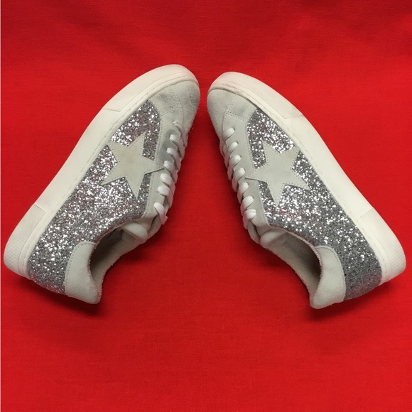 STEVEN Light Gray Tennis Shoes - Picture 5 of 9